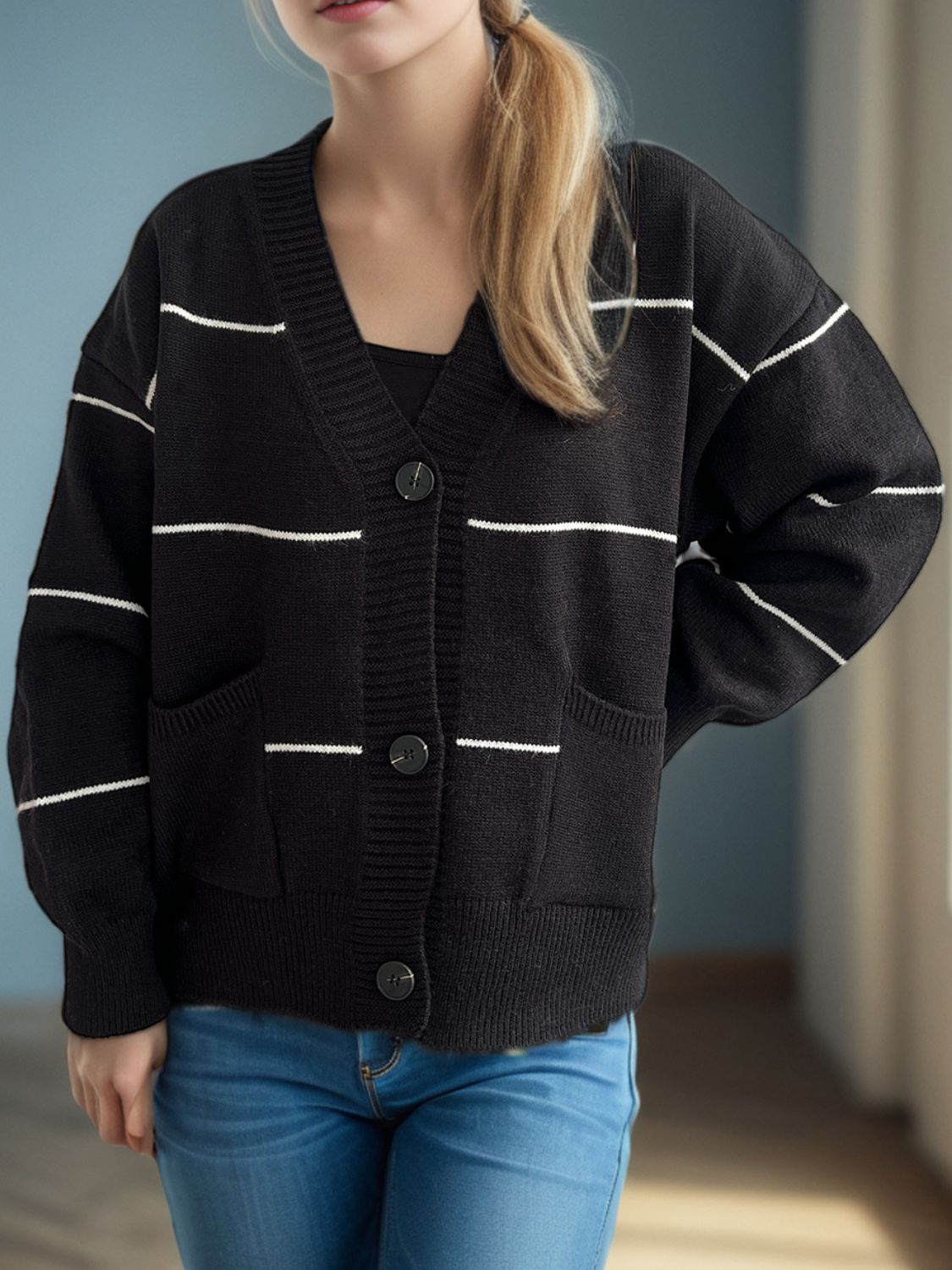 Modische Strickjacke V-Ausschnitt Langarm