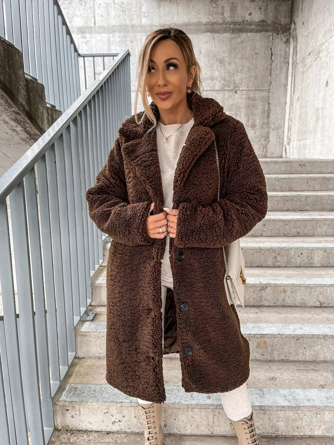 Eleganter Plüsch-Trenchcoat Damen