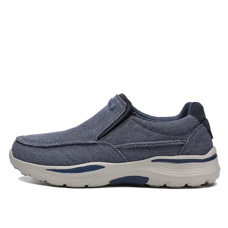 Bequeme Herrenslipper Atmungsaktiv