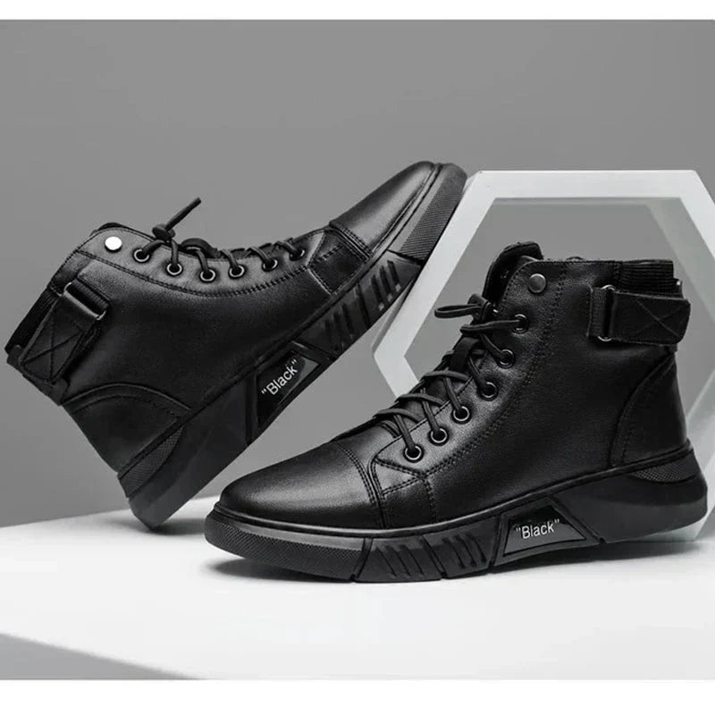 Elegante Herren Stiefel Schwarz Leder Optik - IdealeKleiden