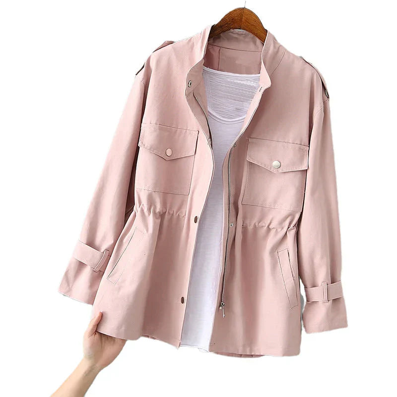 Praktische Outdoor-Jacke mit Taillengürtel und Vielzwecktaschen