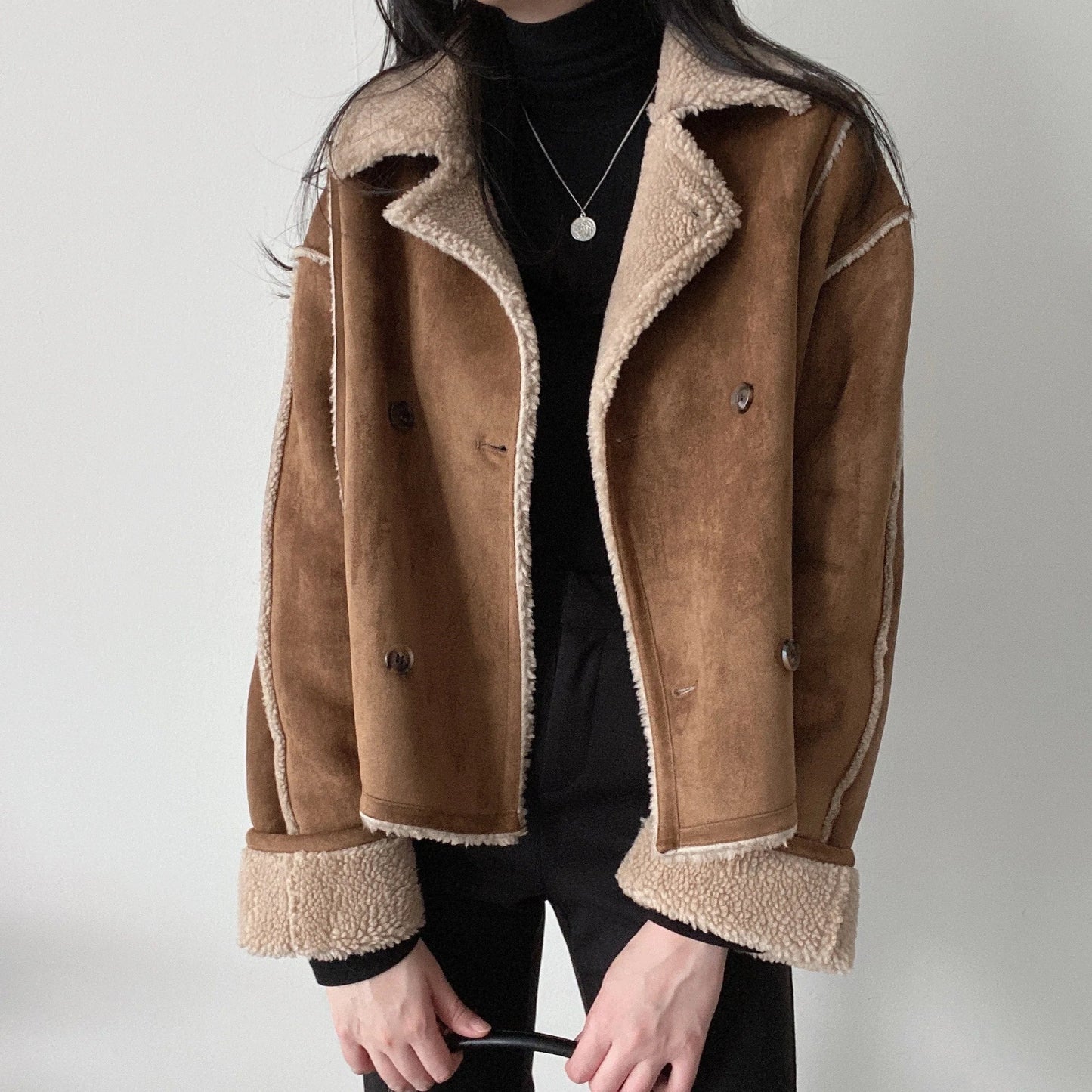 Braune Winterjacke Aviator Stil - Gemütlich & Klassisch - IdealeKleiden