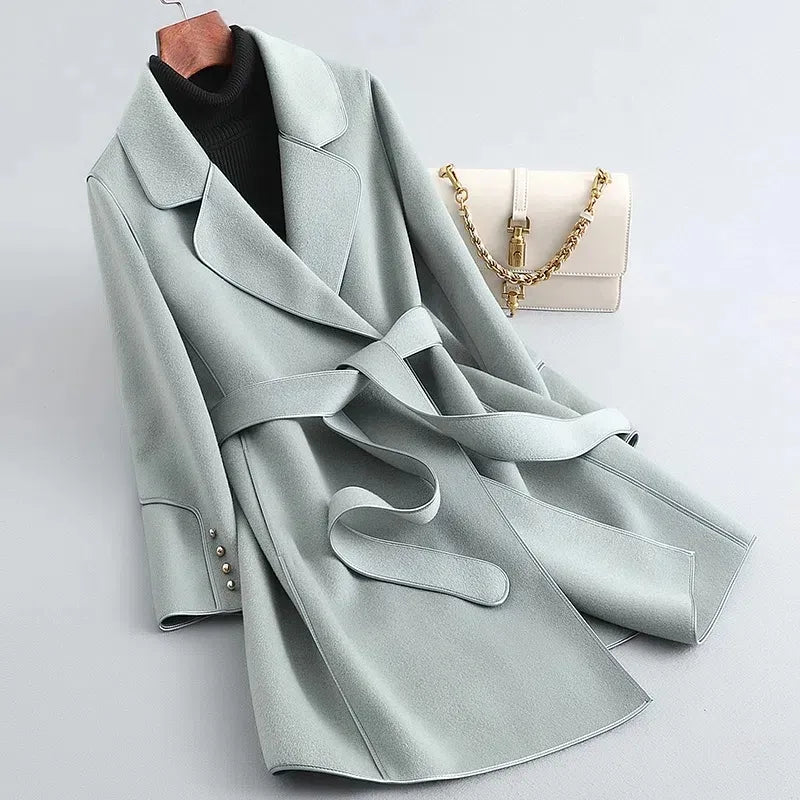 Eleganter Trenchcoat Mittellang Damen Schnitt