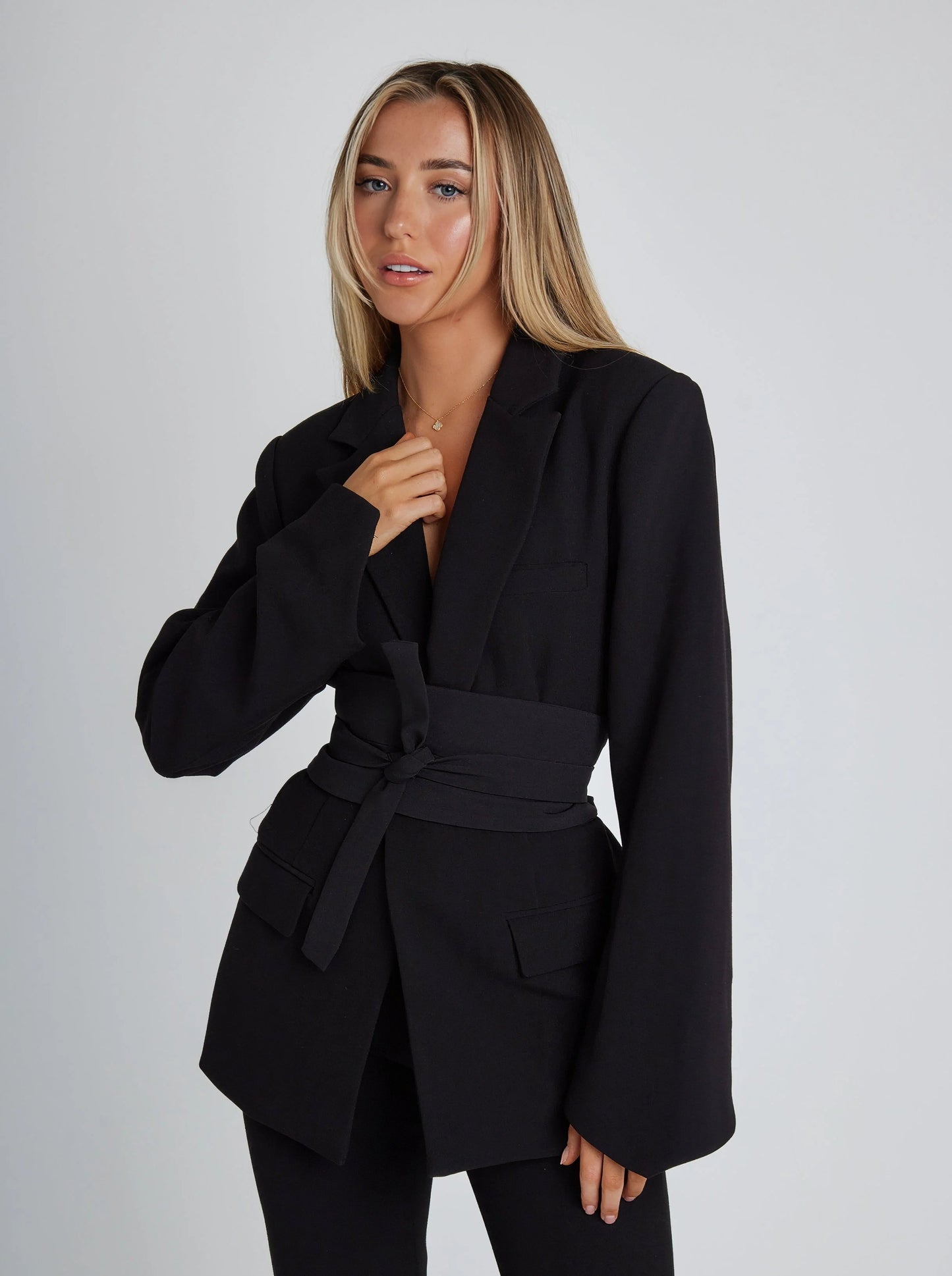 Moderne Damenblazer mit Weitem Gürtel