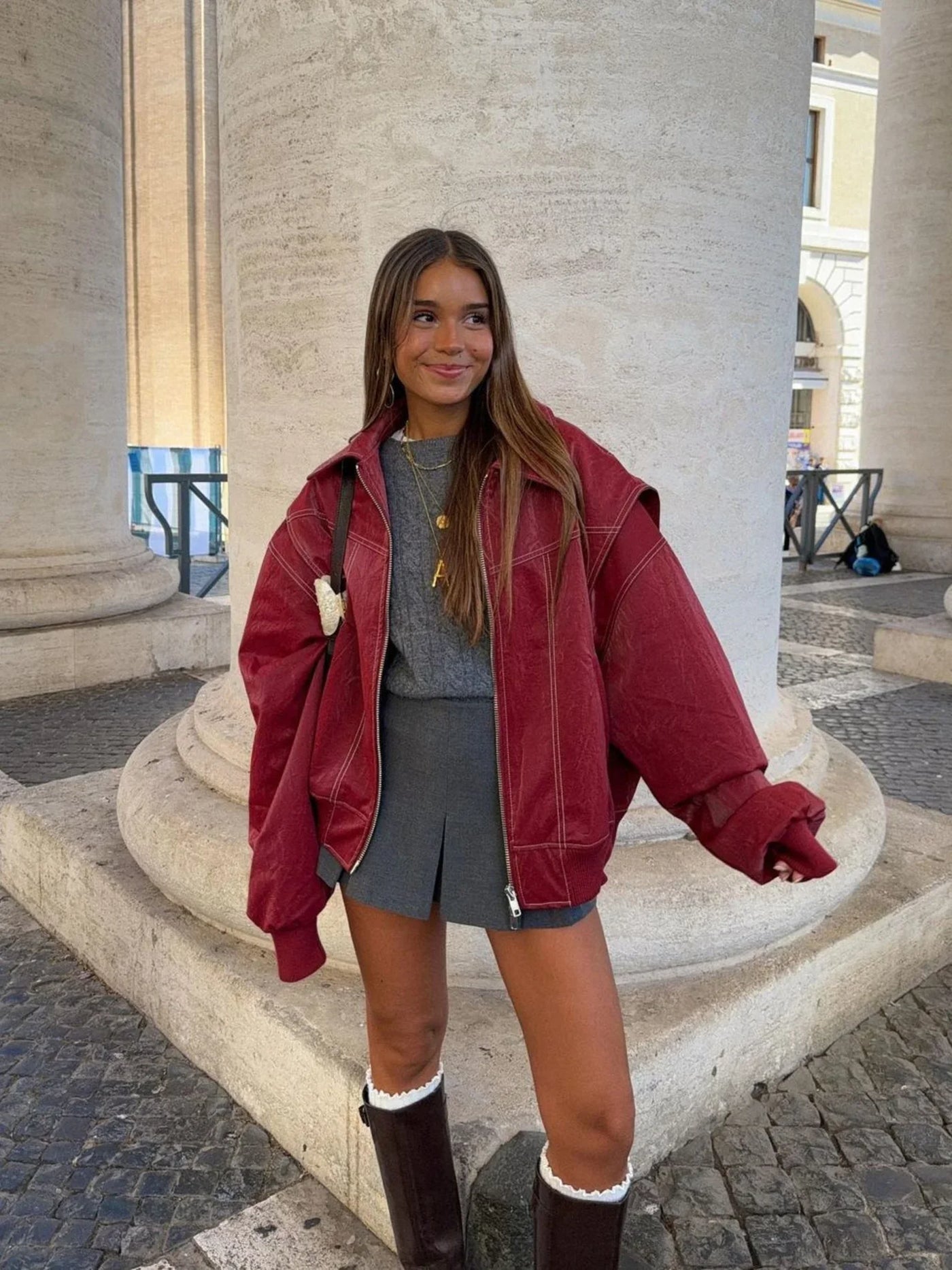 Große Damenjacke Reißverschluss Elegant