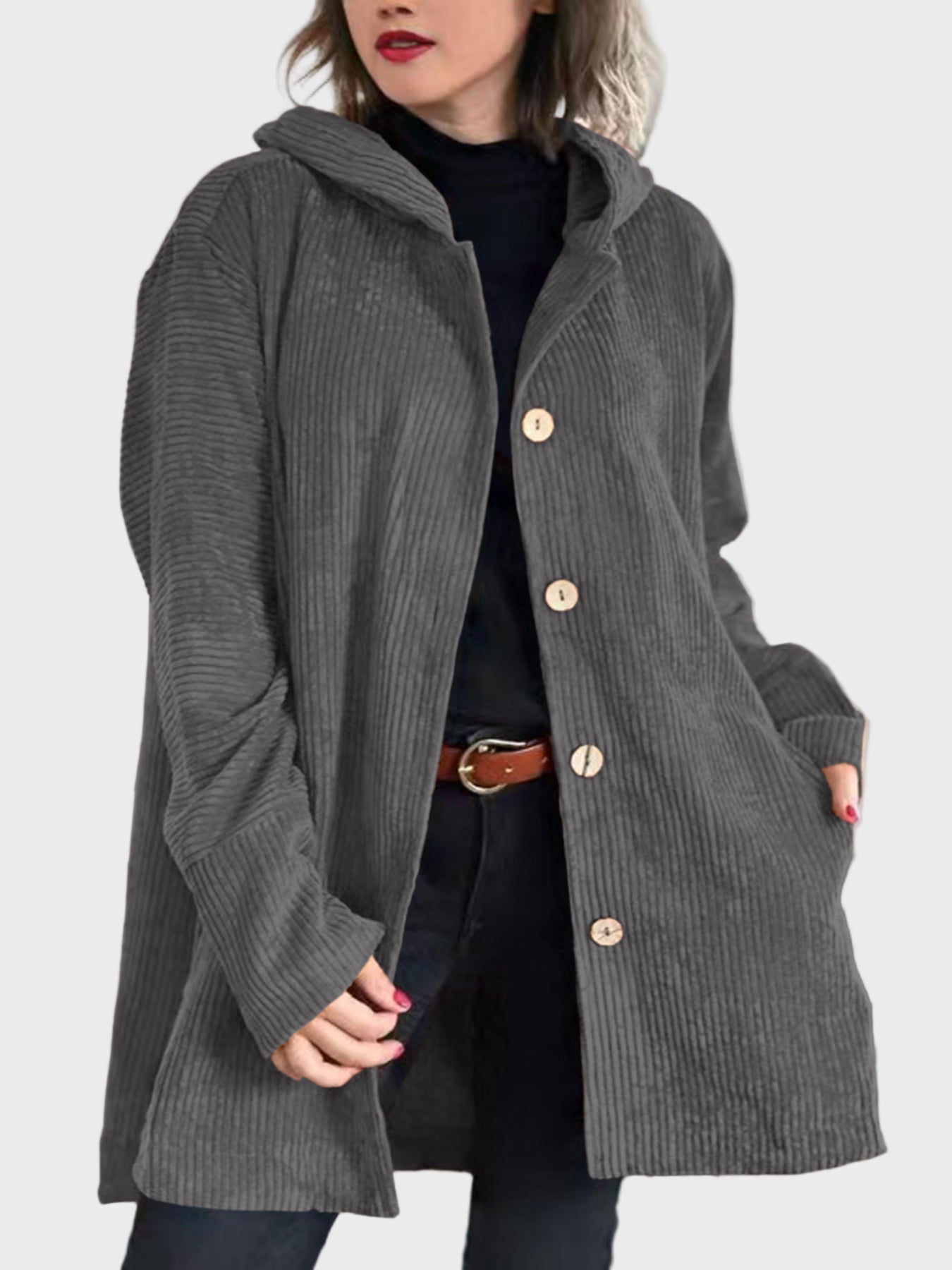 Praktische Winterjacke Kapuze und Knöpfe