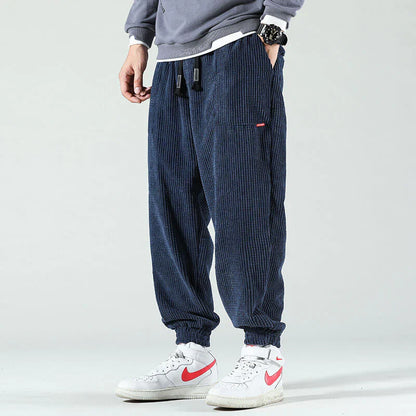 Eric - Cordhose Stylisch Einzigartig - IdealeKleiden