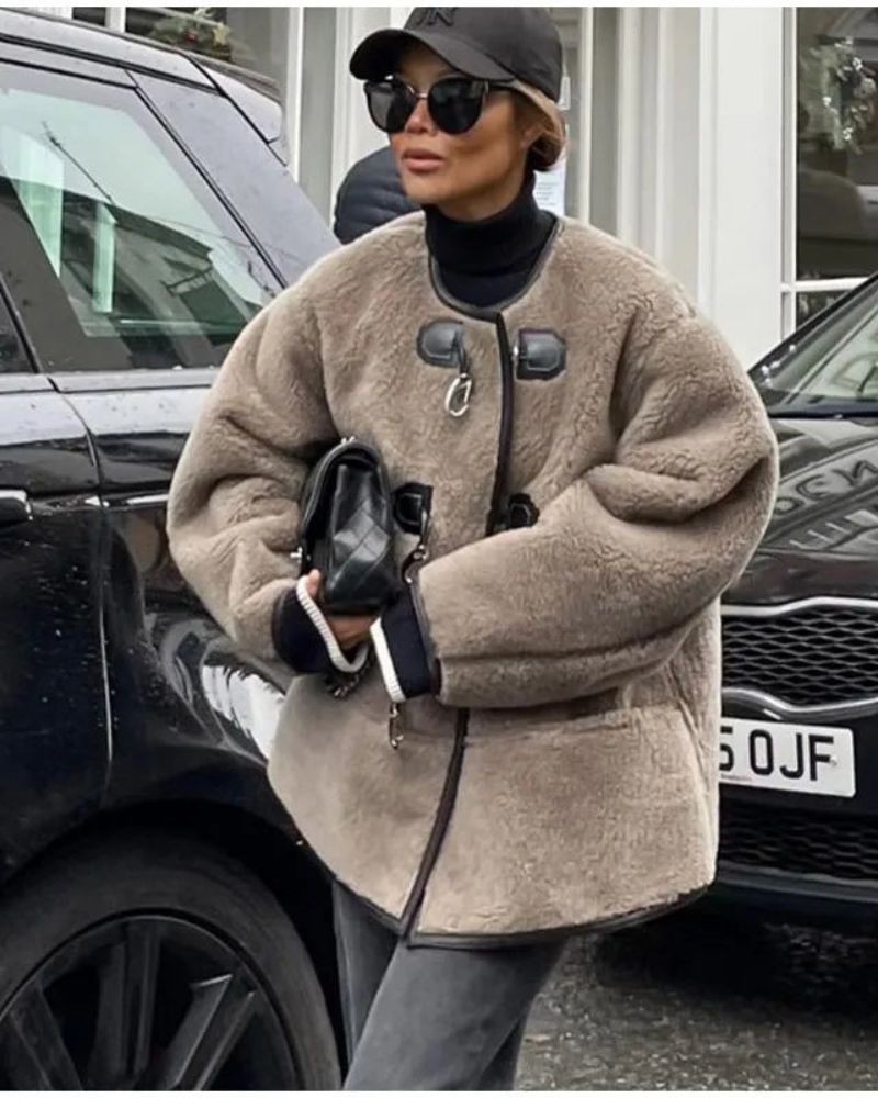 Eleganter Wollmantel Damen Klassik Stil