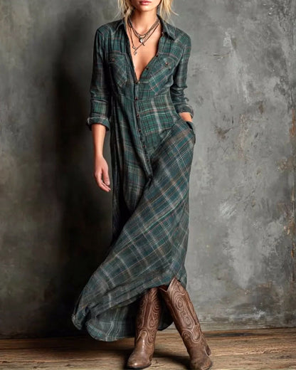 Elegantes Kleid mit Revers und Karo