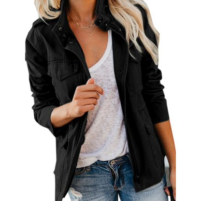 Praktische Outdoor-Jacke mit Vielzweck-Tasche