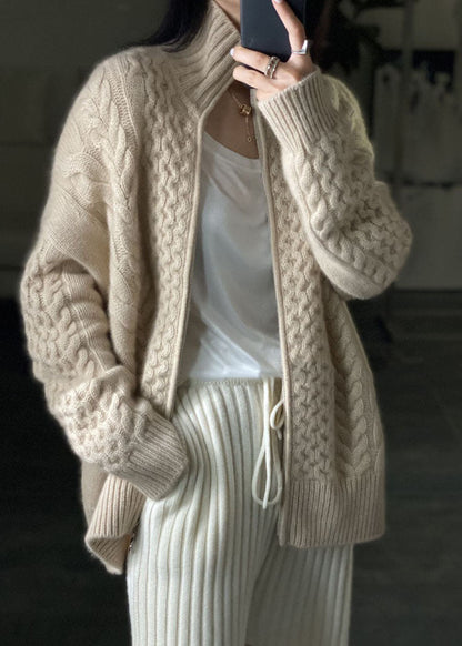 Winterstrickjacke Elegantes Design Modern