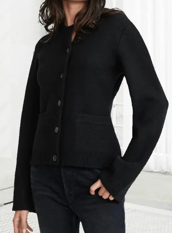 Elegante Damen Strickjacke mit Knöpfen