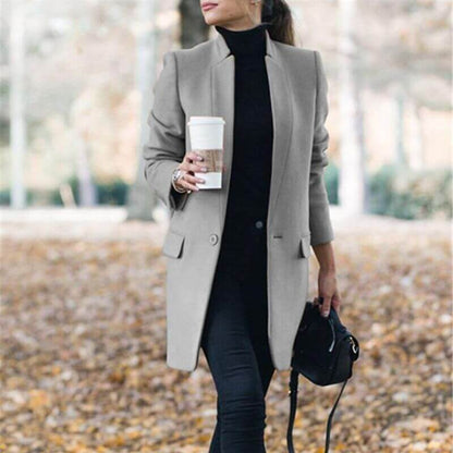Stilvolle Damenwinterjacke