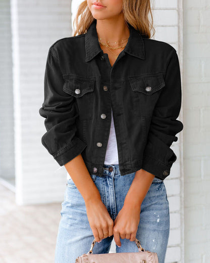 Stylische Jeansjacke Mit Knöpfen Und Vielen Taschen