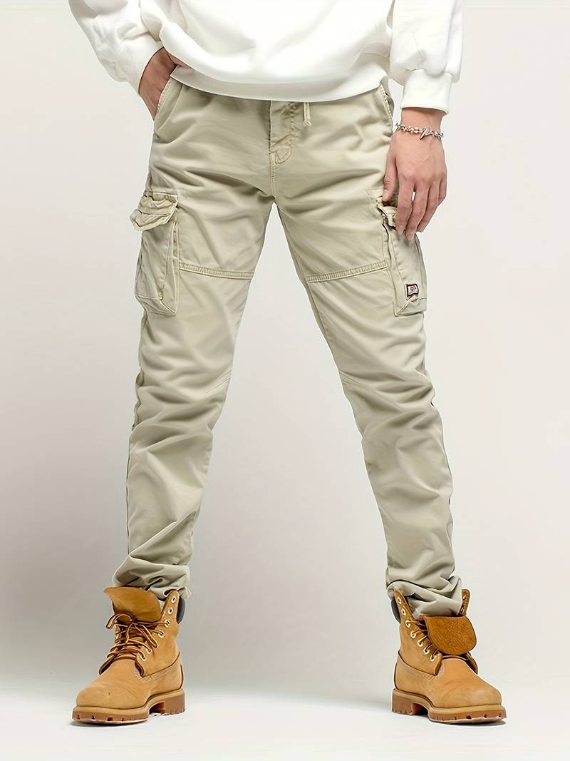 Trendige Herrenhose Mit Vielen Taschen - IdealeKleiden