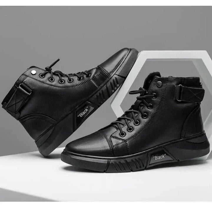 Elegante Herren Stiefel Schwarz Leder Optik - IdealeKleiden