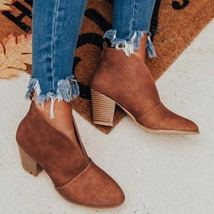 Stilvolle Ankle Boots Damen - Schlank &amp; Elegant Spitze - IdealeKleiden