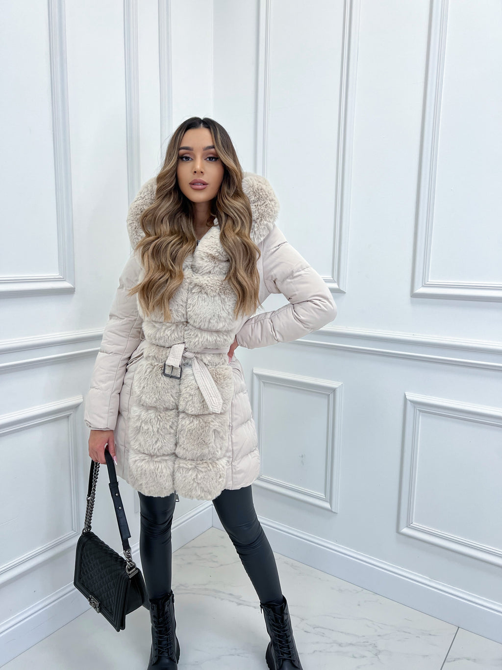 Modische Kapuzenjacke Mit Gürtel Damen - IdealeKleiden
