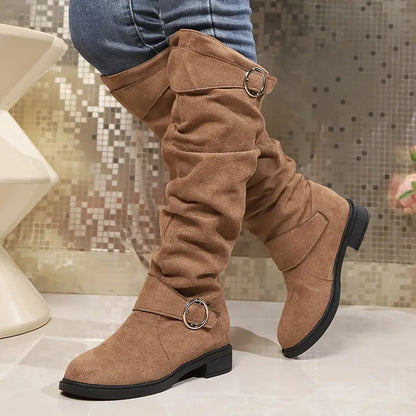 Modische Damenstiefel mit robuster Sohle für den Alltag