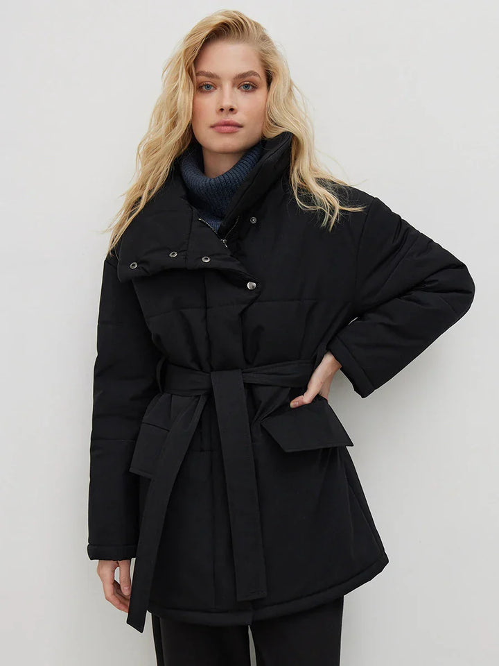 Stylischer Wintermantel Elegant Damenschneidung