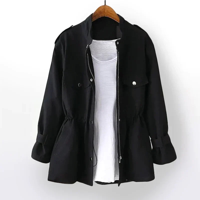 Praktische Outdoor-Jacke mit Taillengürtel und Vielzwecktaschen