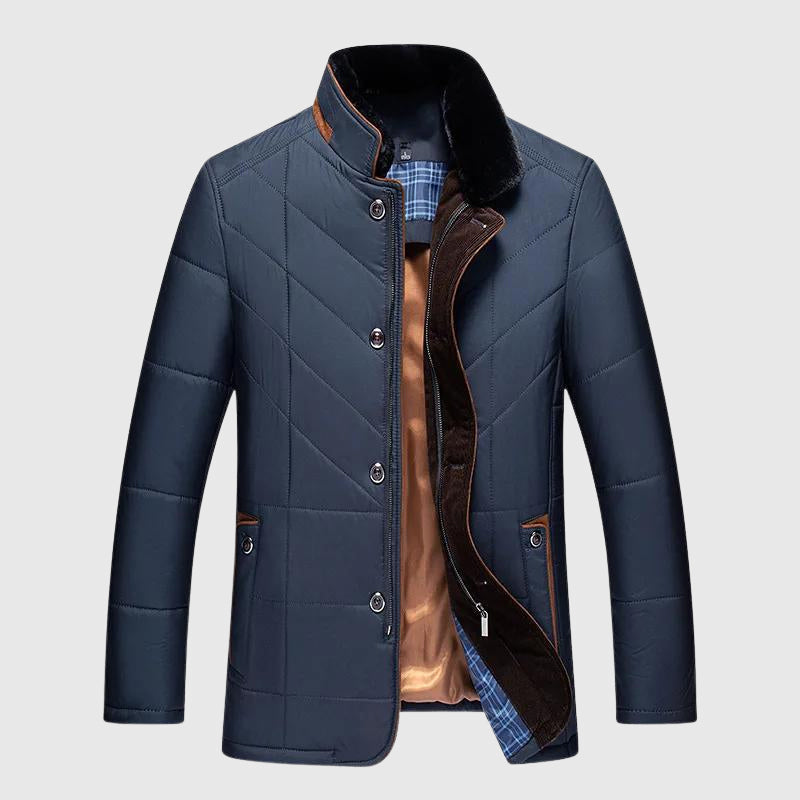 Warmes Winterkleid Steppjacke Isoliert
