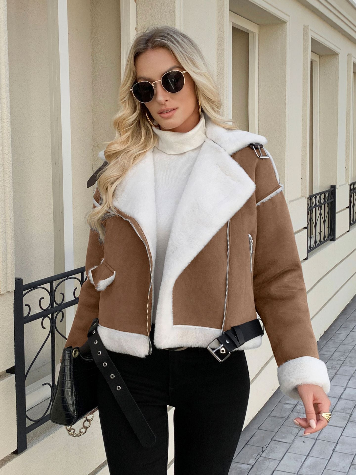 Damen Winterjacke Kunstfell Kragen und Gürtel