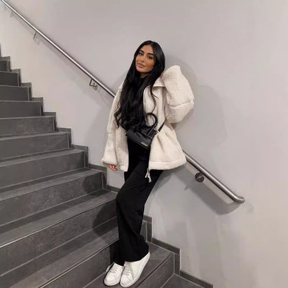 Damen Softjacke Warme Wintermode - IdealeKleiden