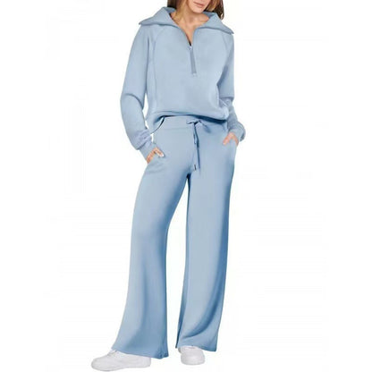 Damen Sportset mit Stehkragen und Hosenträger