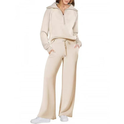 Damen Sportset mit Stehkragen und Hosenträger