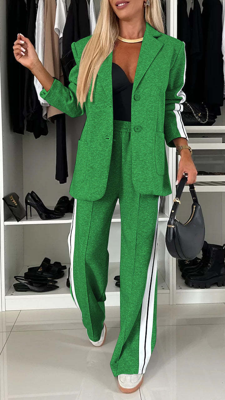 Stylische Anzüge | Bequeme Blazer mit Revers und Hosenträger