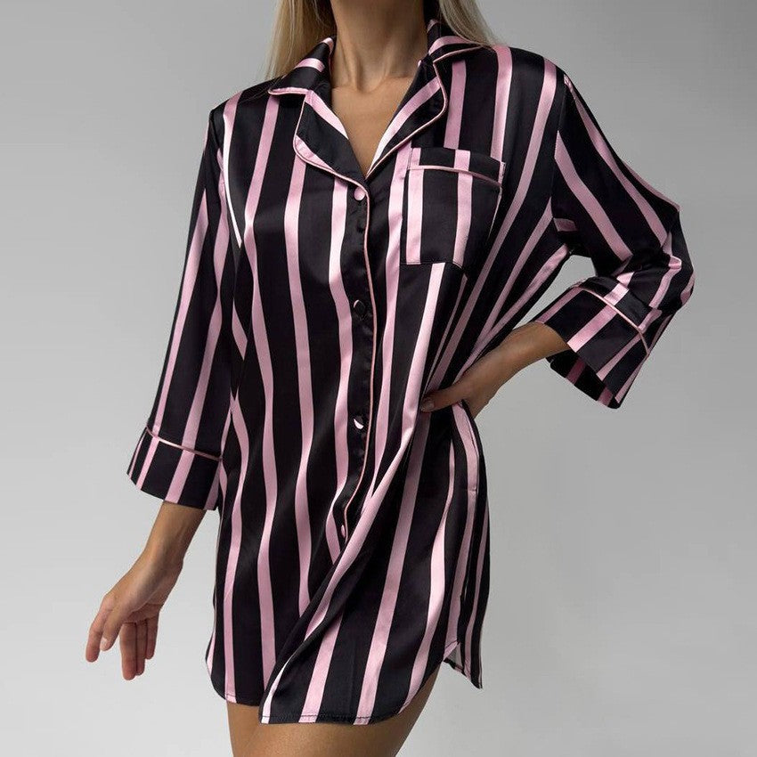 Damen Nachthemd Streifenmuster Elegantes Nachtwear - IdealeKleiden