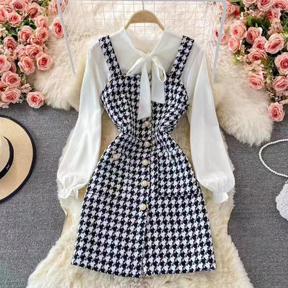 Elegantes Damenkleid A-Linie mit Schleife