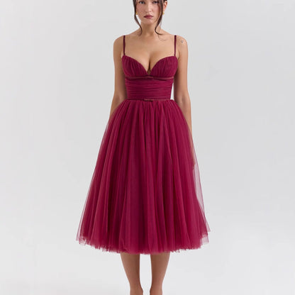 Elegantes Damenkleid aus Tüll mit Röcken - IdealeKleiden