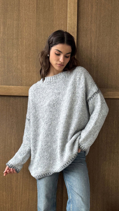 Weicher Damen Pullover mit Kontrast Details