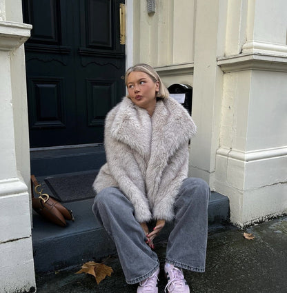 Modische Fuchsfelljacke Streetwear - IdealeKleiden