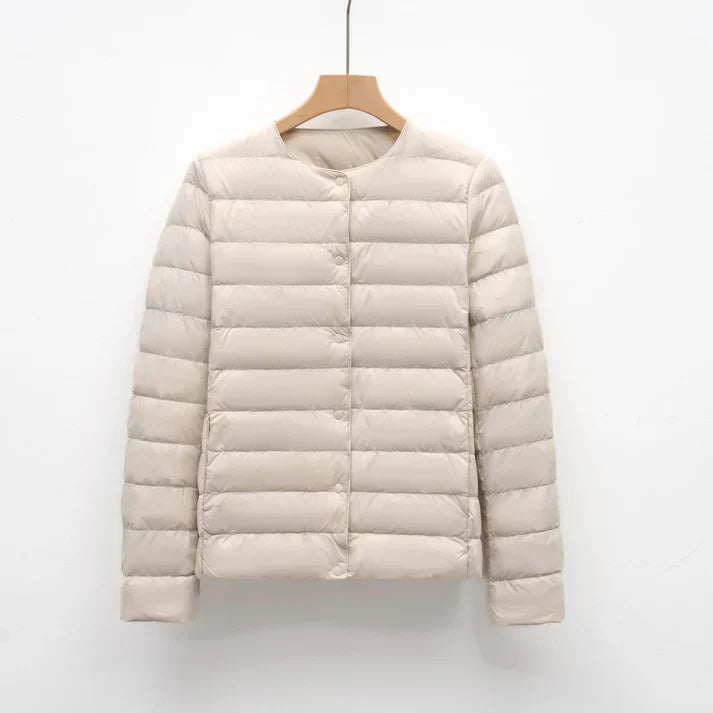 Freja - Leichte Damen Daunenjacke Slim Fit - IdealeKleiden