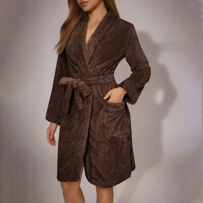 Weicher Damen-Bademantel mit Gürtel und Taschen