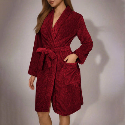 Weicher Damen-Bademantel mit Gürtel und Taschen