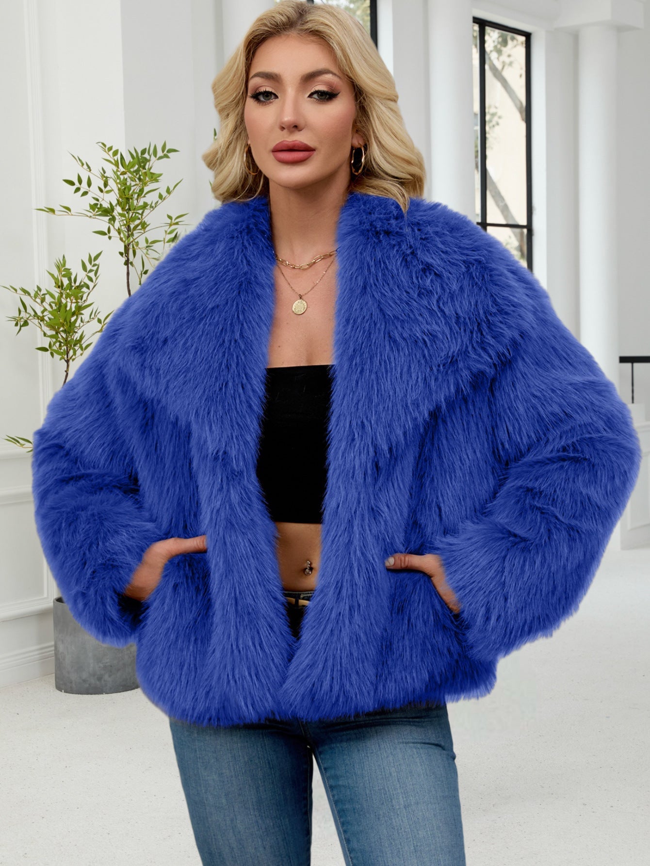 Damen Oversized Kunstpelz Jacke Weich Voluminös