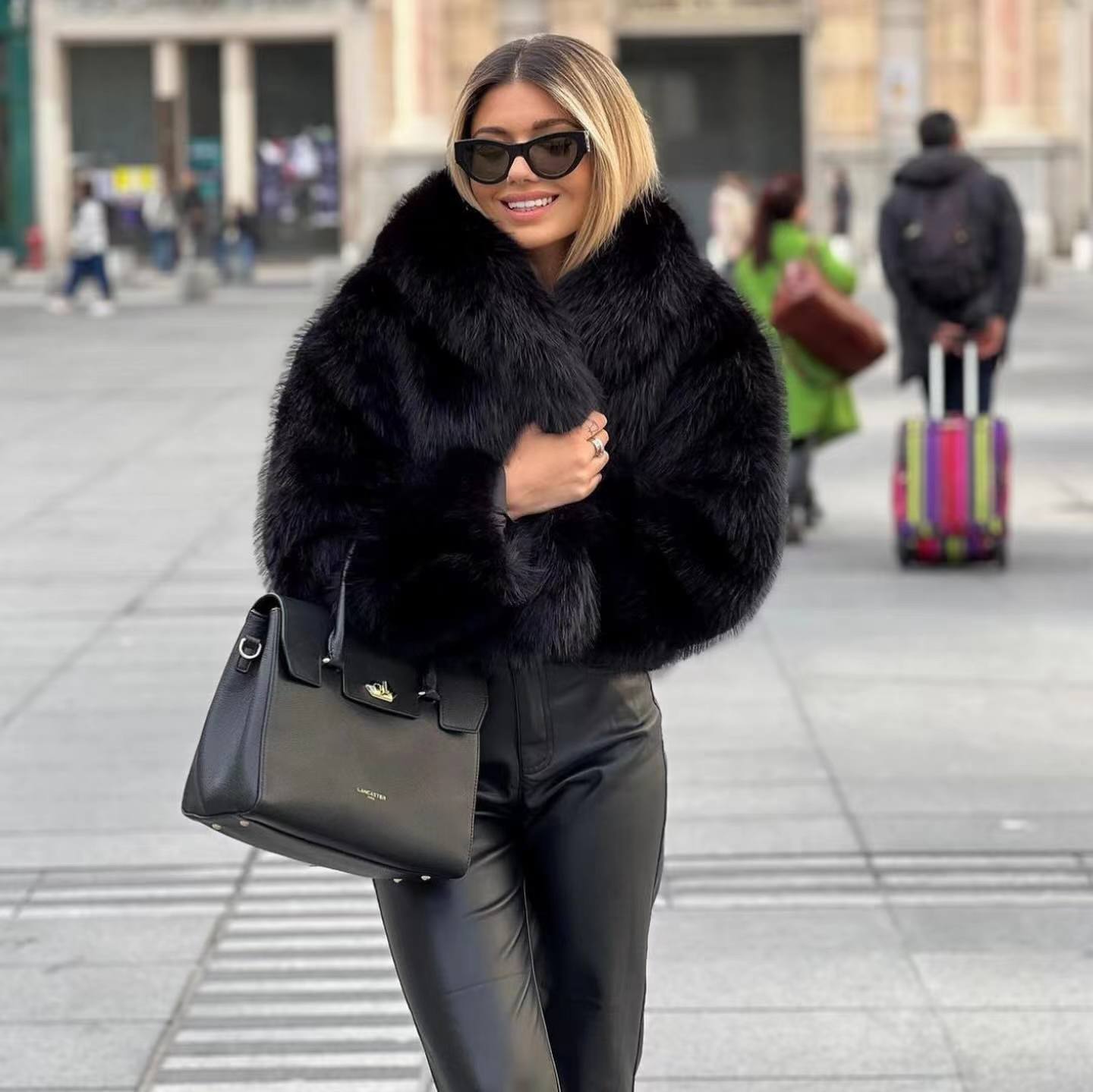 Luxus Winterjacke Pelz Mantel Eleganz