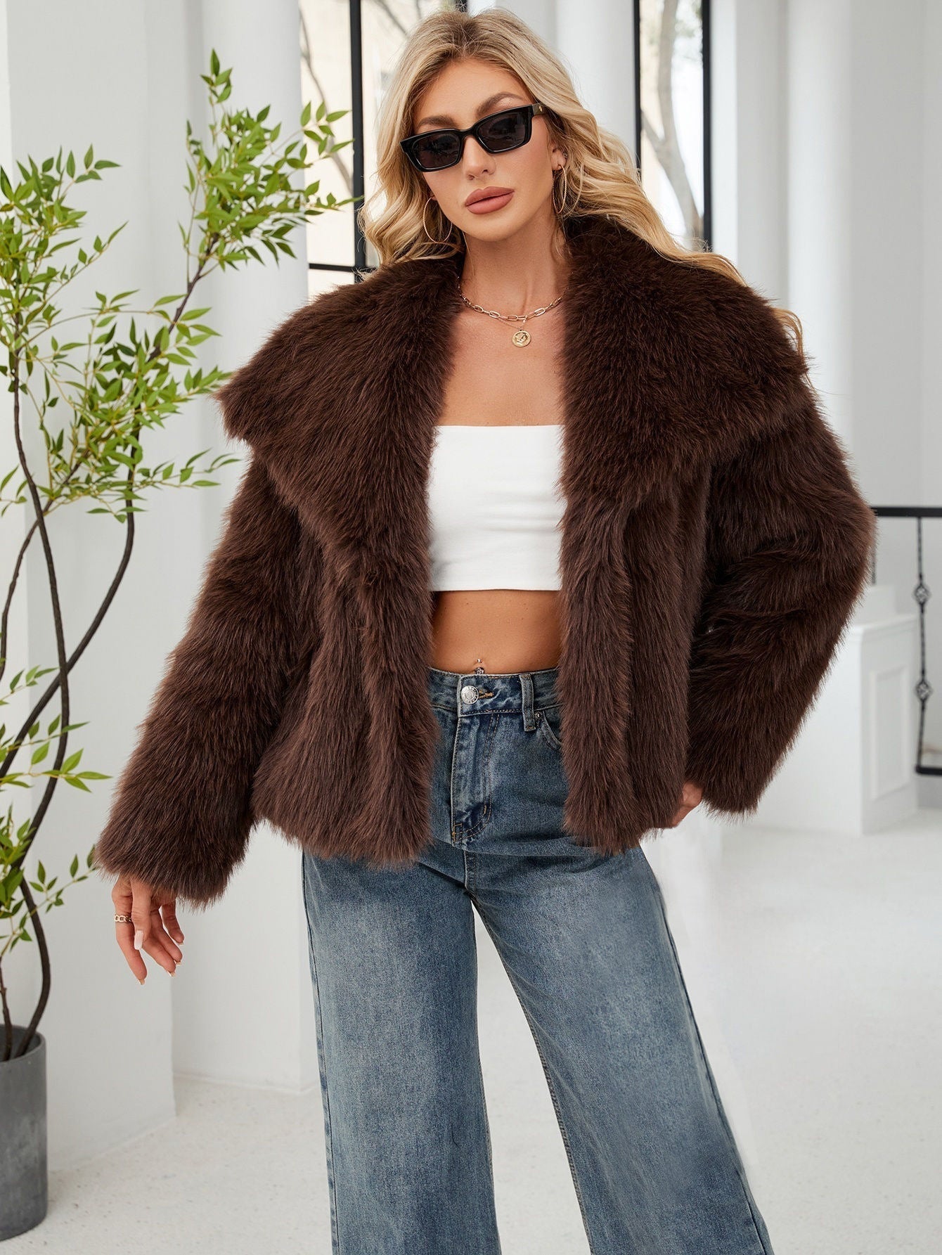 Damen Oversized Kunstpelz Jacke Weich Voluminös