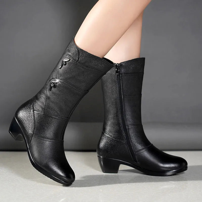 Stilvolle Damenstiefel Trendy Mode - IdealeKleiden