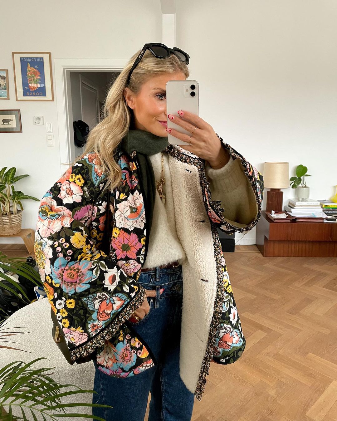 Eleganter Damenmantel Blumenprint Modern