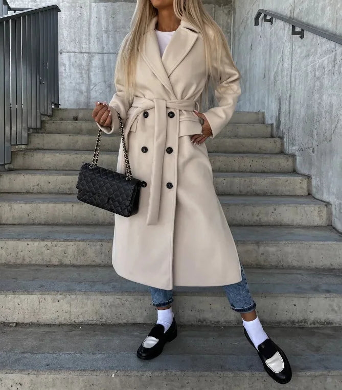 Eleganter Damen Wintermantel mit Gürtel
