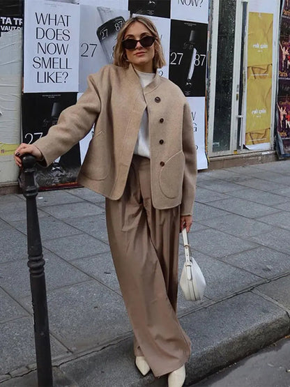 Stylische Stehkragen Jacke Kurz Modisch - IdealeKleiden