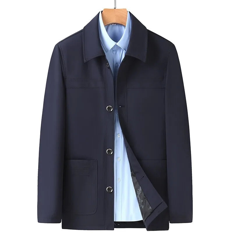Freizeitjacke Mit Aufgesetzten Taschen Und Knöpfen