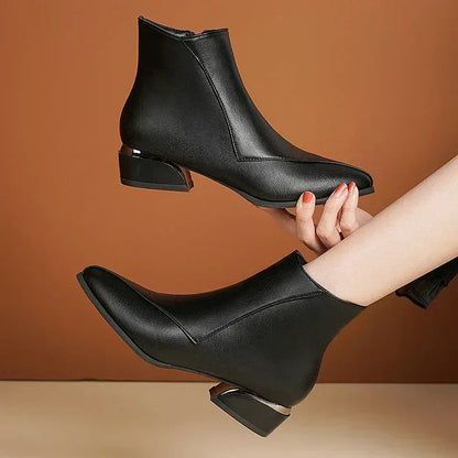 Stilvolle Stiefeletten Mit Reißverschluss Hochhackig