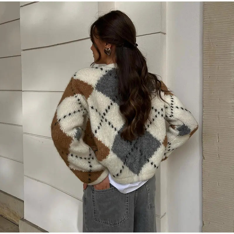 Modische Strickjacke Elegant & Vielseitig - IdealeKleiden