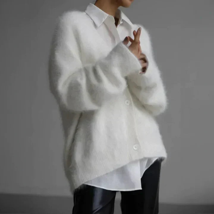 Weicher Eleganter Cardigan Frauen